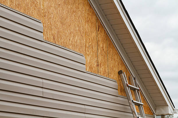 24/7 Emergency Vinyl Siding experts in Ebensburg, PA